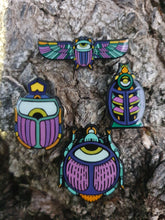 Load image into Gallery viewer, MINI SCARAB PIN SETS AND BB
